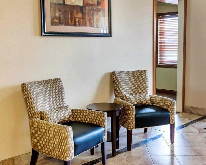 Quality Inn I-74 Batesville Екстериор снимка