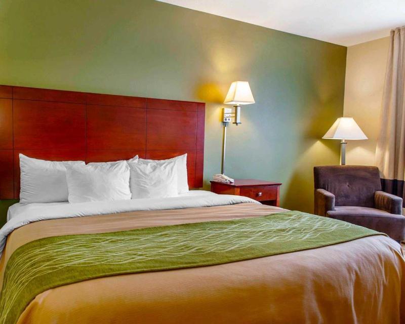 Quality Inn I-74 Batesville Екстериор снимка