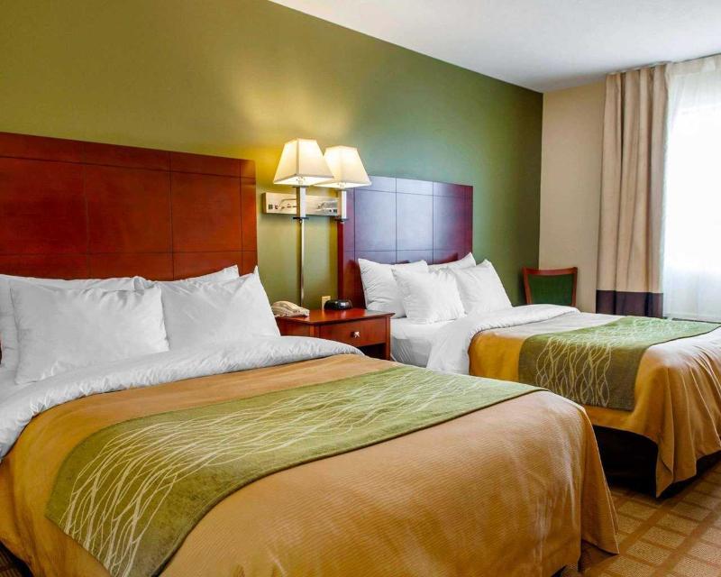Quality Inn I-74 Batesville Екстериор снимка